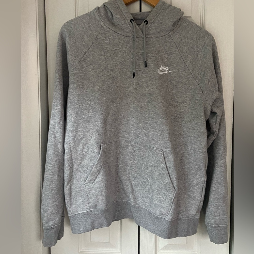 Nike Sportswear Essential Fleece Pullover Hoodie - Gray Heather/White